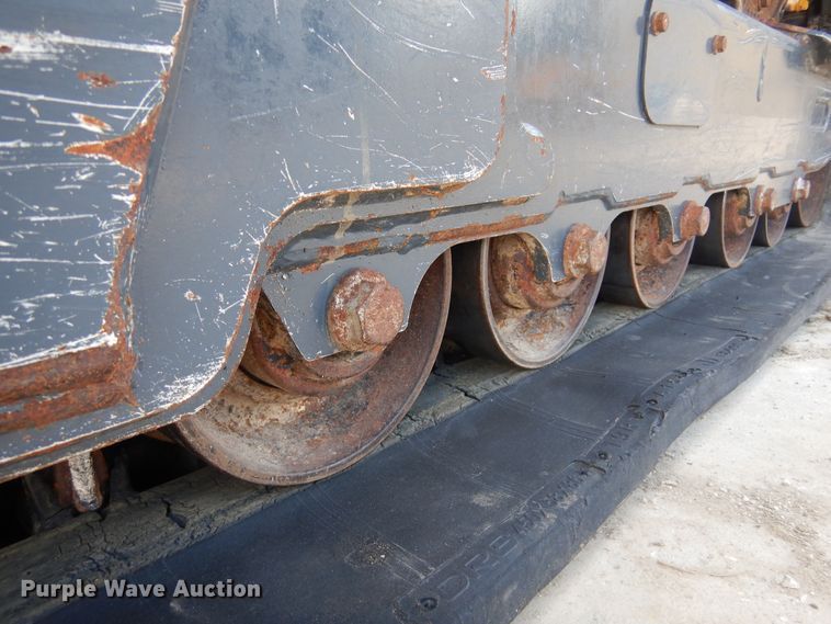 image for item JT9447 2020 John Deere 333G  tracked skid steer loader