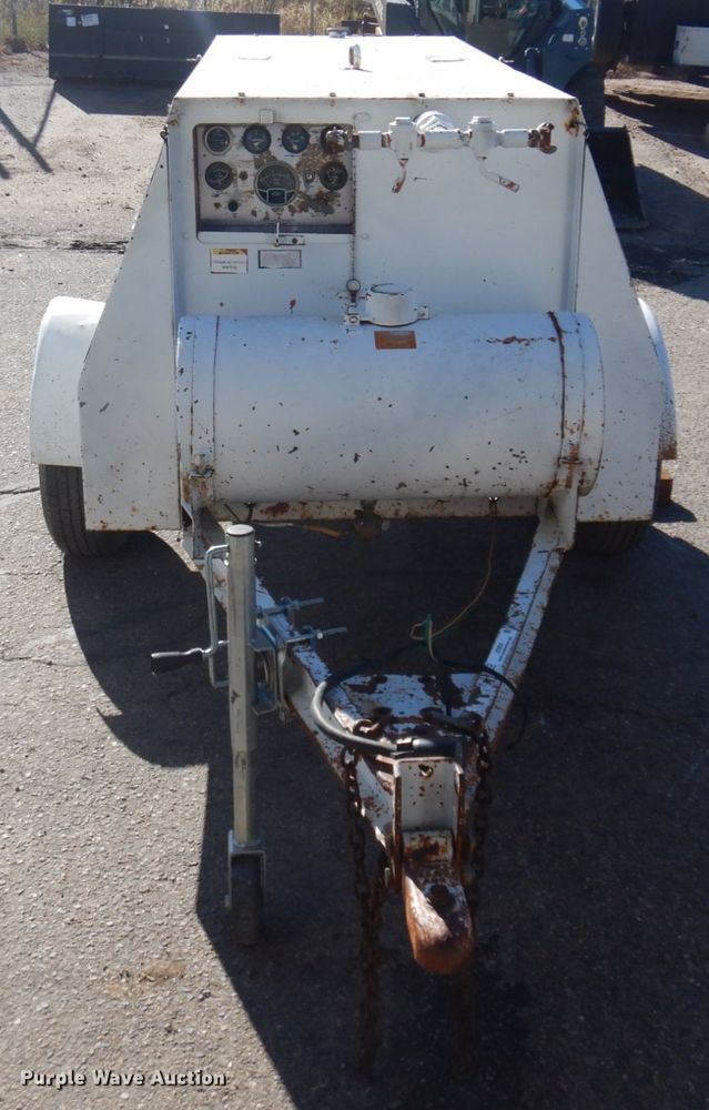 image for item JZ9831 1976 Gardner Denver  air compressor