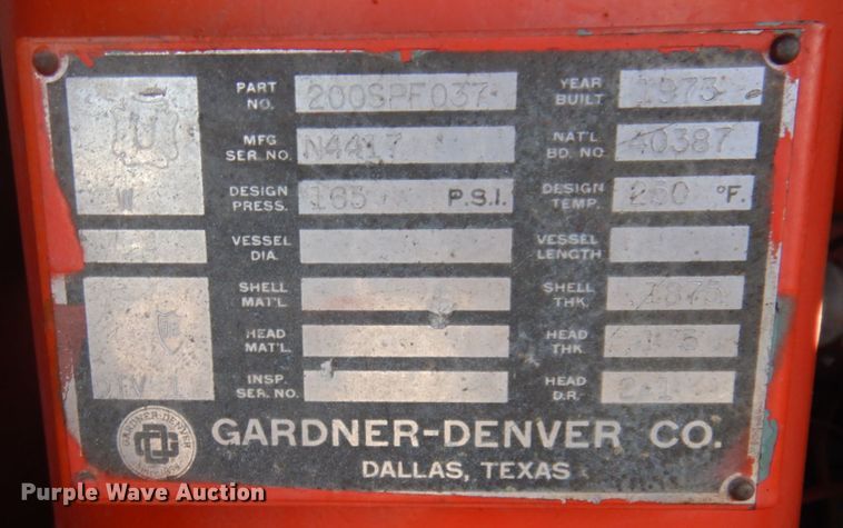 image for item JZ9831 1976 Gardner Denver  air compressor
