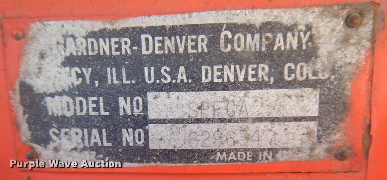 image for item JZ9831 1976 Gardner Denver  air compressor