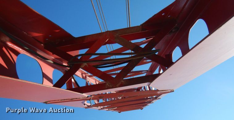 image for item KK9772 1956 Manitowoc 2000  crane