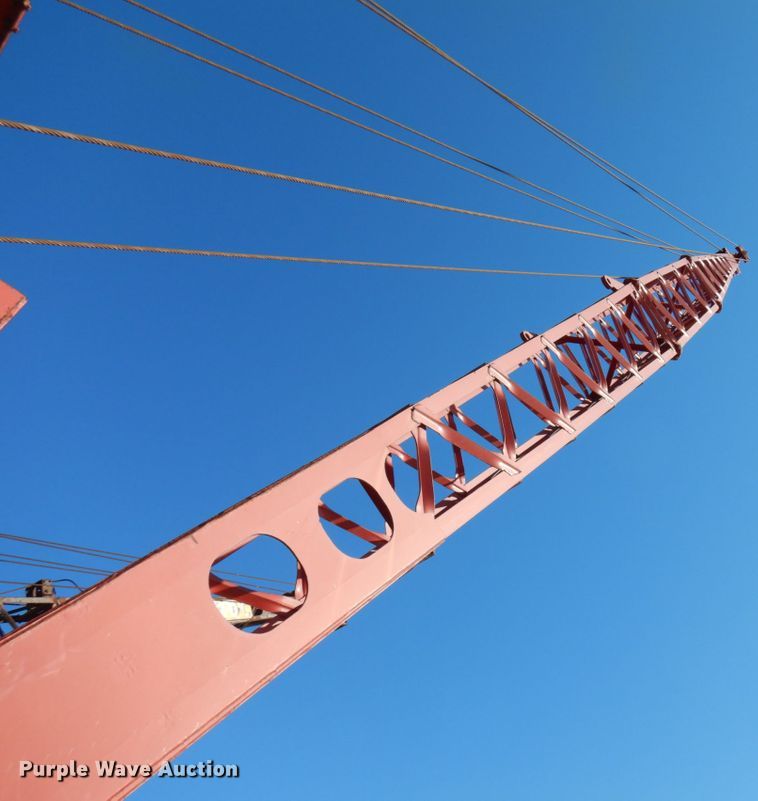 image for item KK9772 1956 Manitowoc 2000  crane