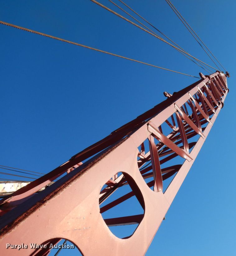 image for item KK9772 1956 Manitowoc 2000  crane