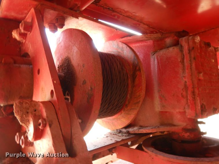 image for item KK9772 1956 Manitowoc 2000  crane