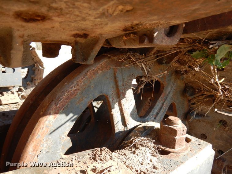 image for item KK9772 1956 Manitowoc 2000  crane