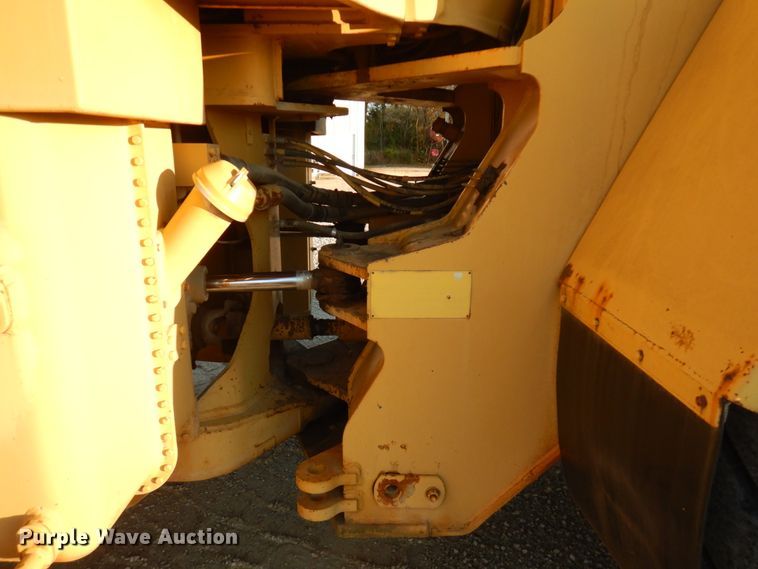 image for item KK9775 1985 Caterpillar 980C  wheel loader