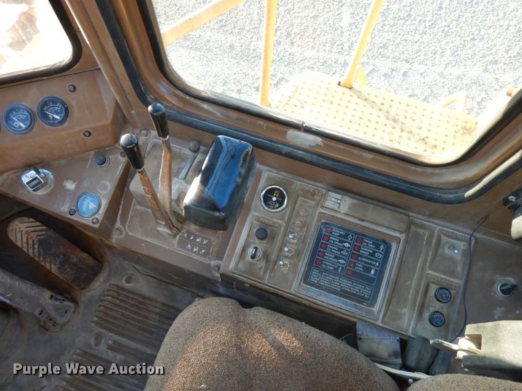 image for item KK9775 1985 Caterpillar 980C  wheel loader