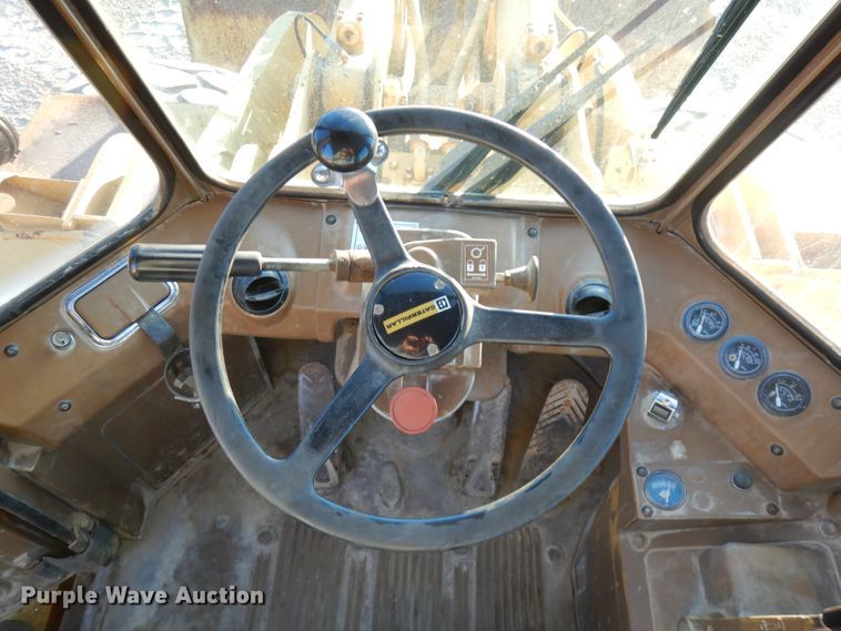 image for item KK9775 1985 Caterpillar 980C  wheel loader