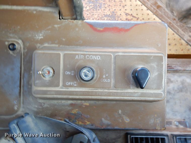 image for item KK9775 1985 Caterpillar 980C  wheel loader