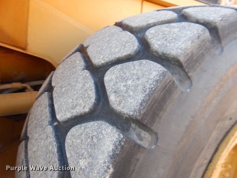 image for item KK9775 1985 Caterpillar 980C  wheel loader