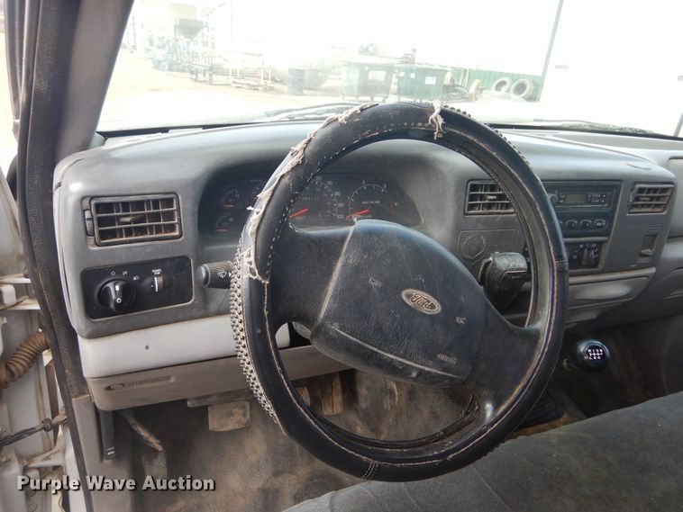 image for item KO9176 2000 Ford F450 Super Duty  utility / service truck