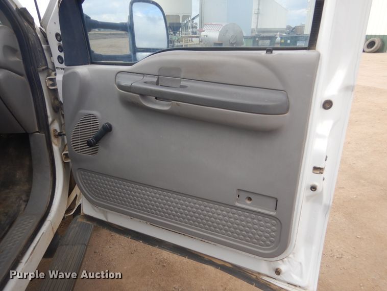 image for item KO9176 2000 Ford F450 Super Duty  utility / service truck