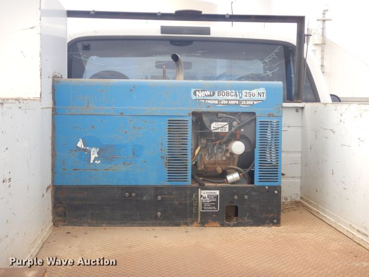 image for item KO9176 2000 Ford F450 Super Duty  utility / service truck