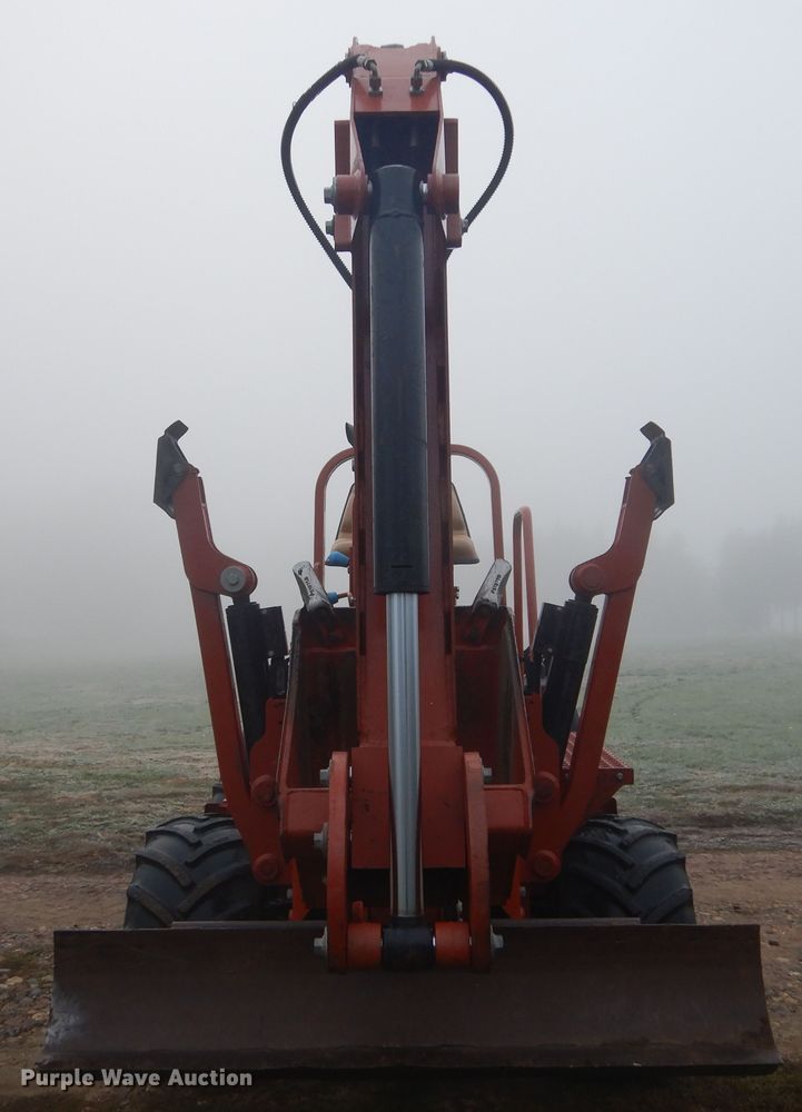 image for item KO9177 2004 Ditch Witch RT55  trencher