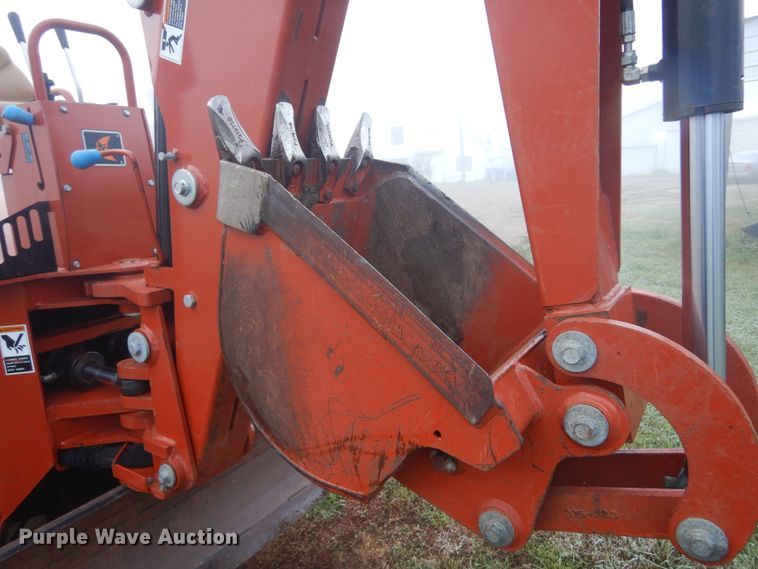 image for item KO9177 2004 Ditch Witch RT55  trencher
