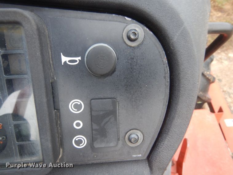 image for item KO9177 2004 Ditch Witch RT55  trencher