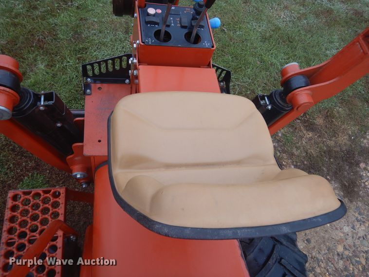 image for item KO9177 2004 Ditch Witch RT55  trencher