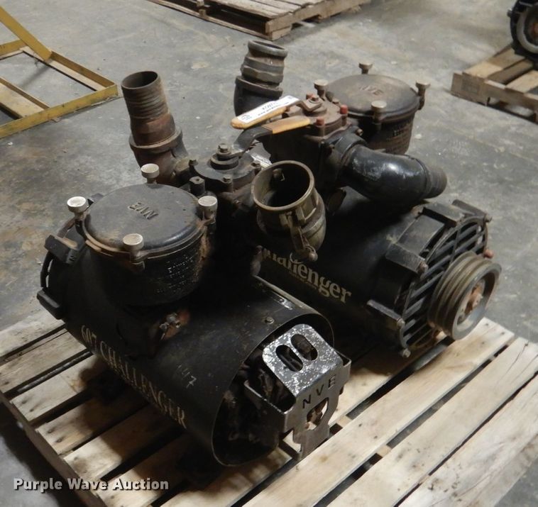 image for item KO9775 (2) Challenger 607 pumps