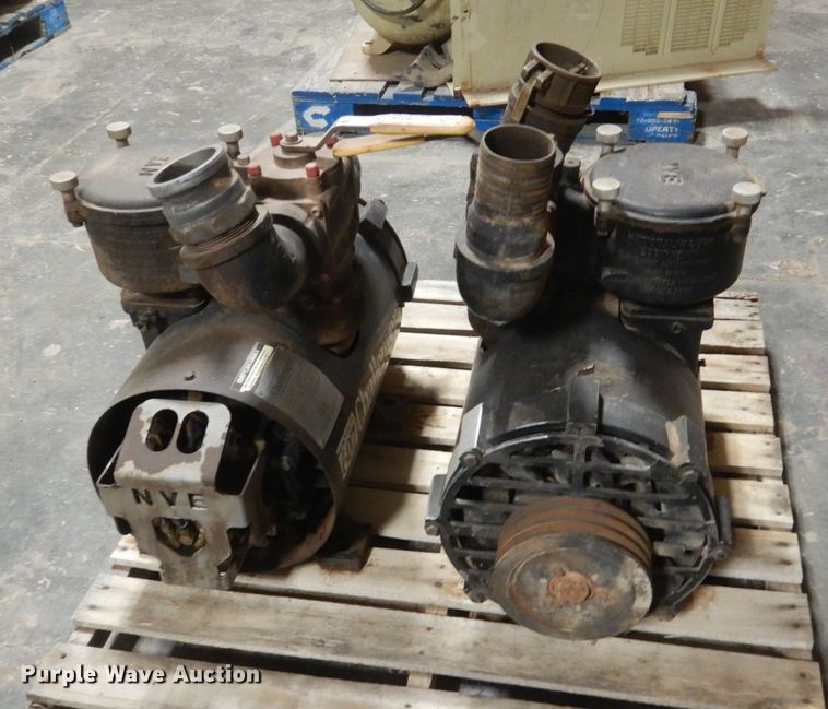 image for item KO9775 (2) Challenger 607 pumps