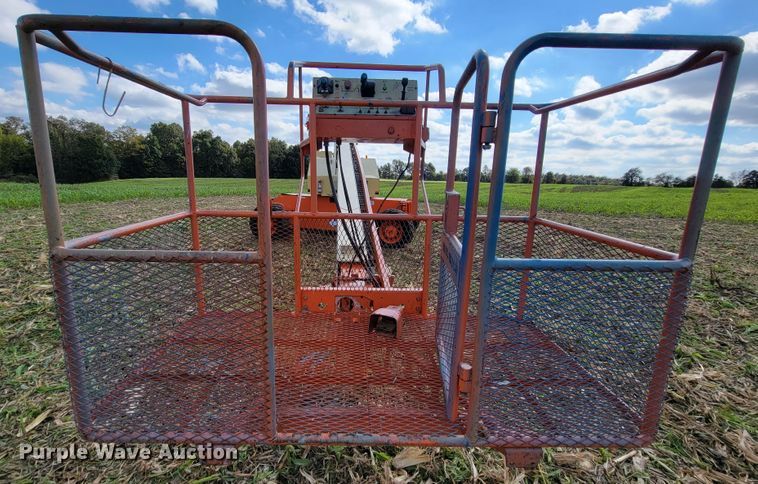 image for item KQ9100 1998 JLG 80HX  boom lift