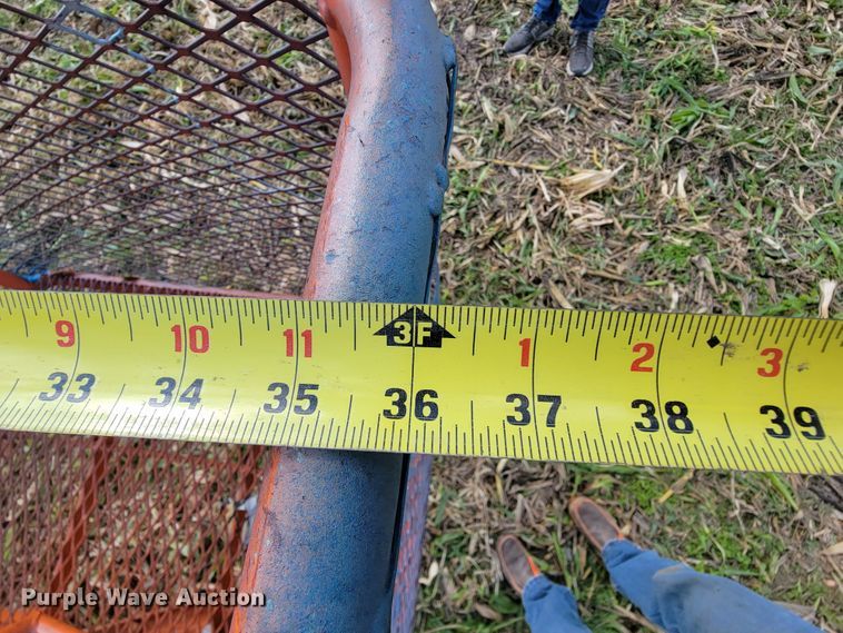 image for item KQ9100 1998 JLG 80HX  boom lift