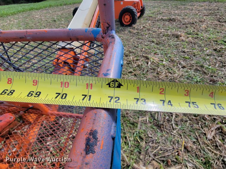 image for item KQ9100 1998 JLG 80HX  boom lift