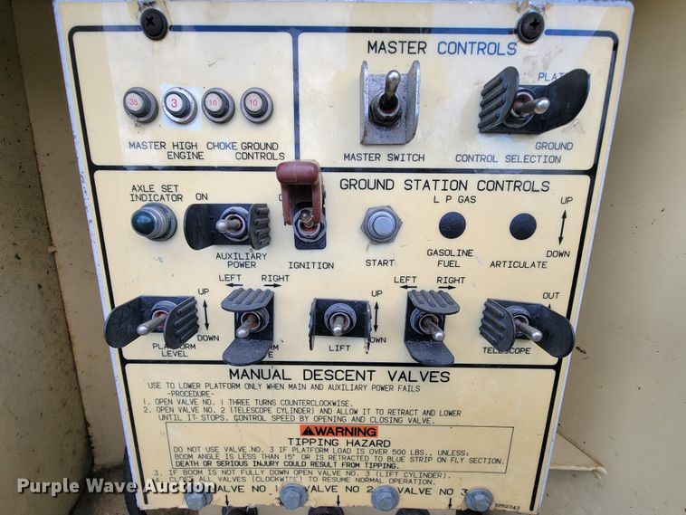 image for item KQ9100 1998 JLG 80HX  boom lift