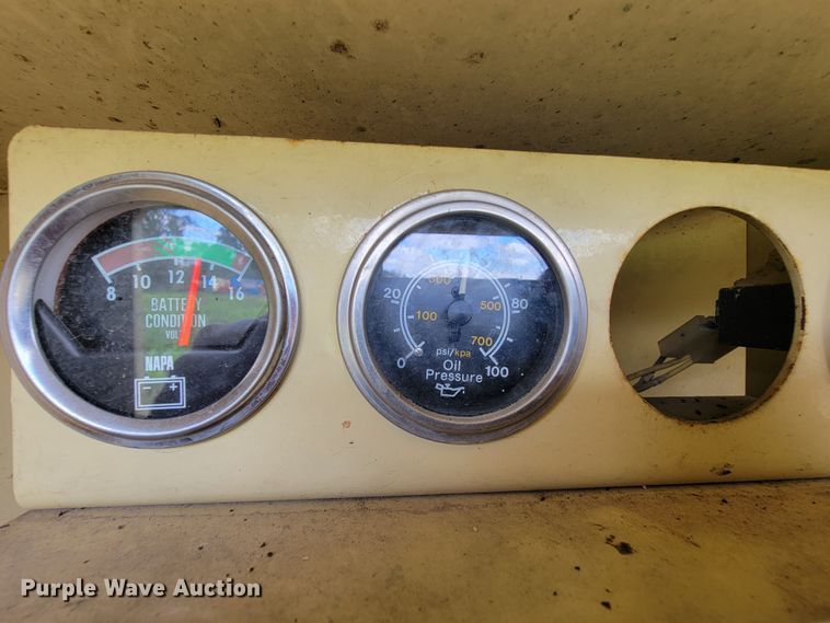 image for item KQ9100 1998 JLG 80HX  boom lift