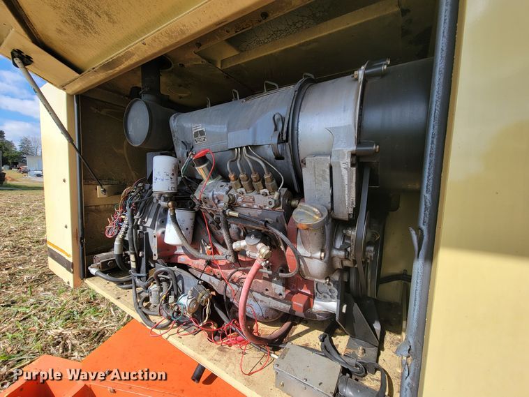 image for item KQ9100 1998 JLG 80HX  boom lift