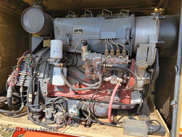 image for item KQ9100 1998 JLG 80HX  boom lift