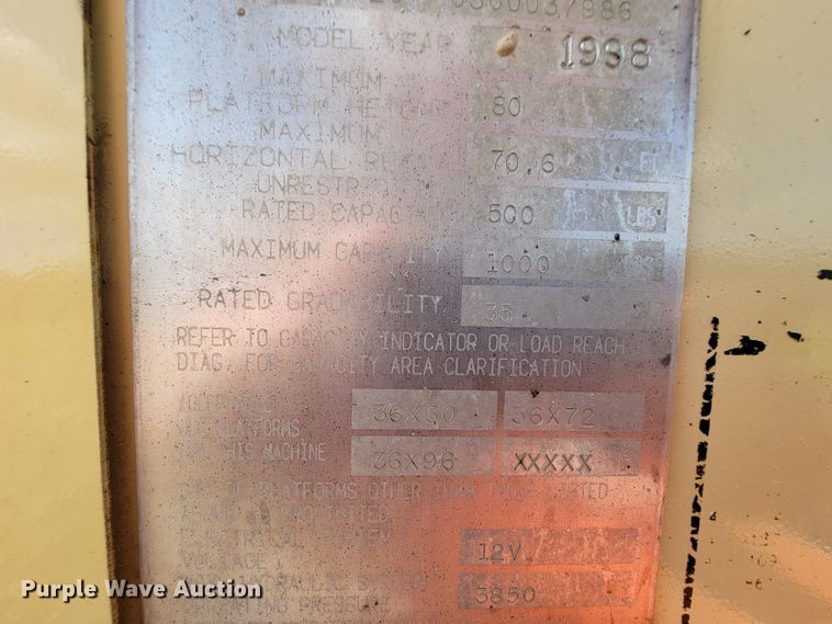 image for item KQ9100 1998 JLG 80HX  boom lift