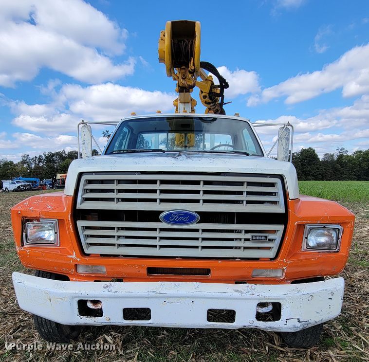 image for item KQ9101 1987 Ford 5700  digger derrick truck
