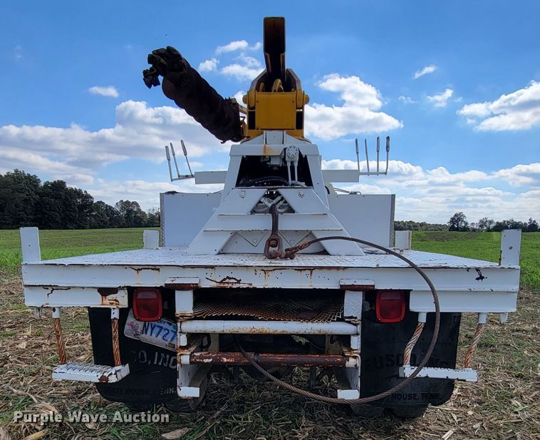 image for item KQ9101 1987 Ford 5700  digger derrick truck