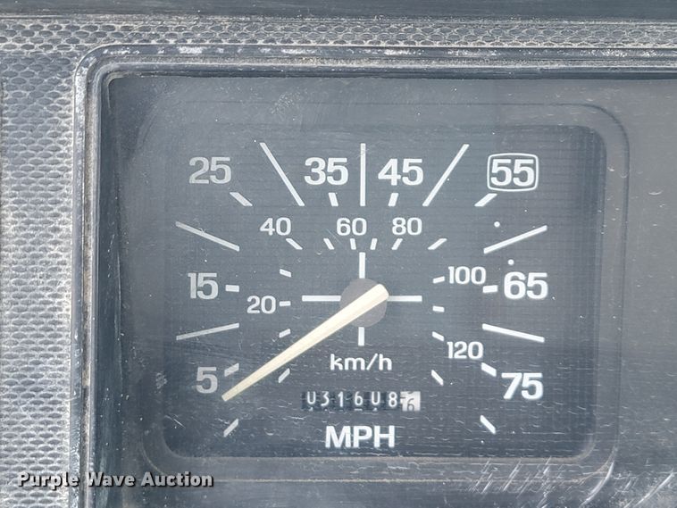 image for item KQ9101 1987 Ford 5700  digger derrick truck