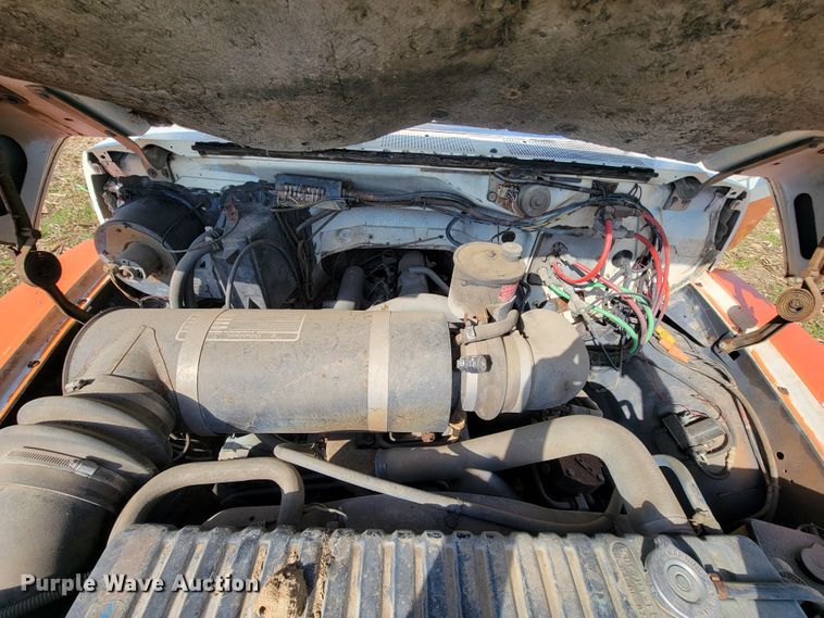 image for item KQ9101 1987 Ford 5700  digger derrick truck