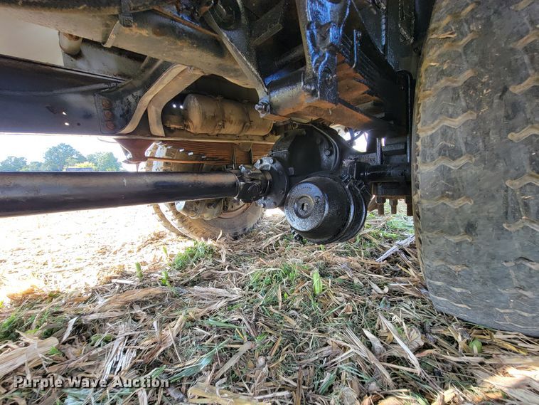 image for item KQ9101 1987 Ford 5700  digger derrick truck