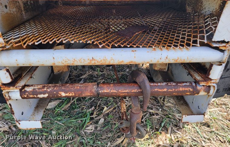 image for item KQ9101 1987 Ford 5700  digger derrick truck