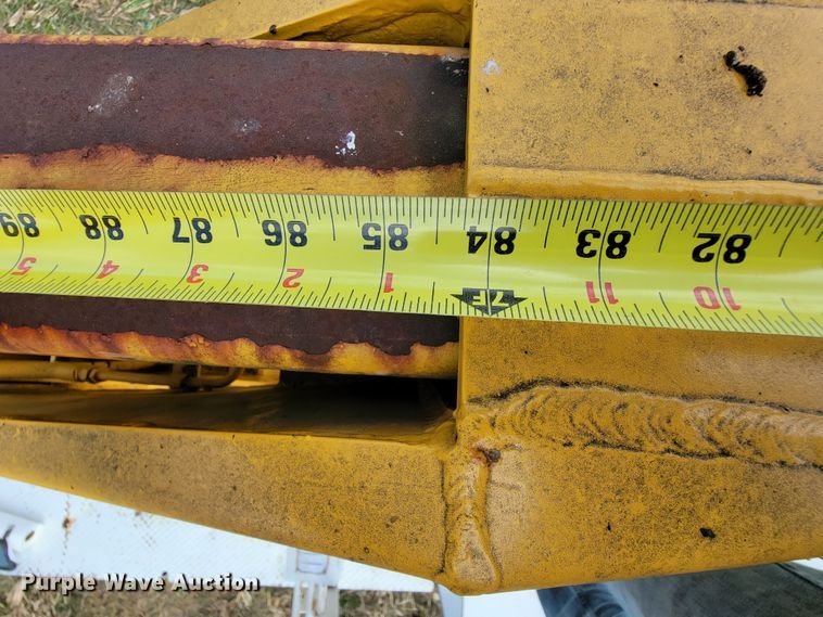 image for item KQ9101 1987 Ford 5700  digger derrick truck