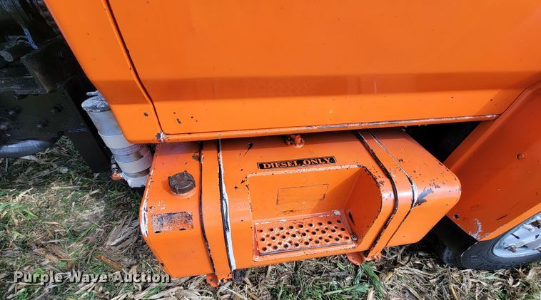 image for item KQ9101 1987 Ford 5700  digger derrick truck