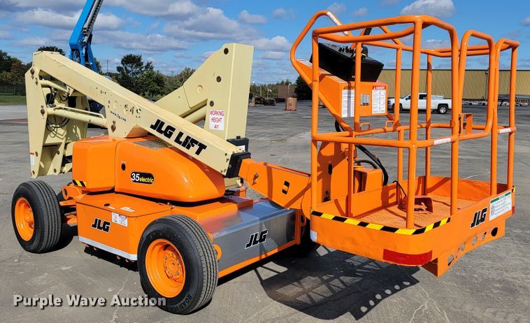 image for item KQ9102 1994 JLG 35 Electric  boom lift