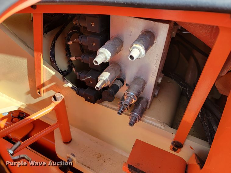 image for item KQ9102 1994 JLG 35 Electric  boom lift