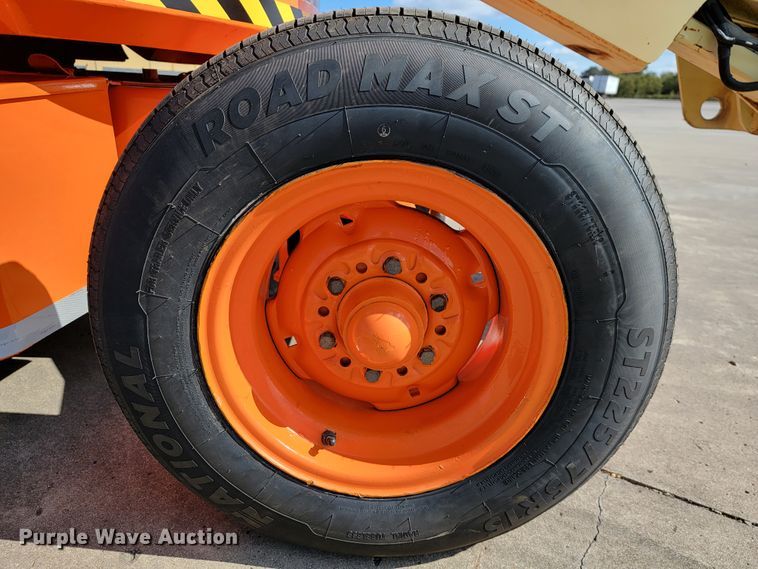 image for item KQ9102 1994 JLG 35 Electric  boom lift