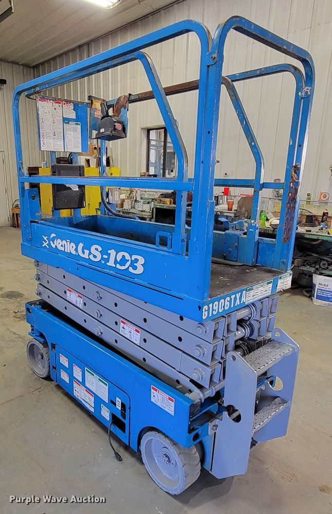 image for item KQ9104 Genie GS-1930  scissor lift