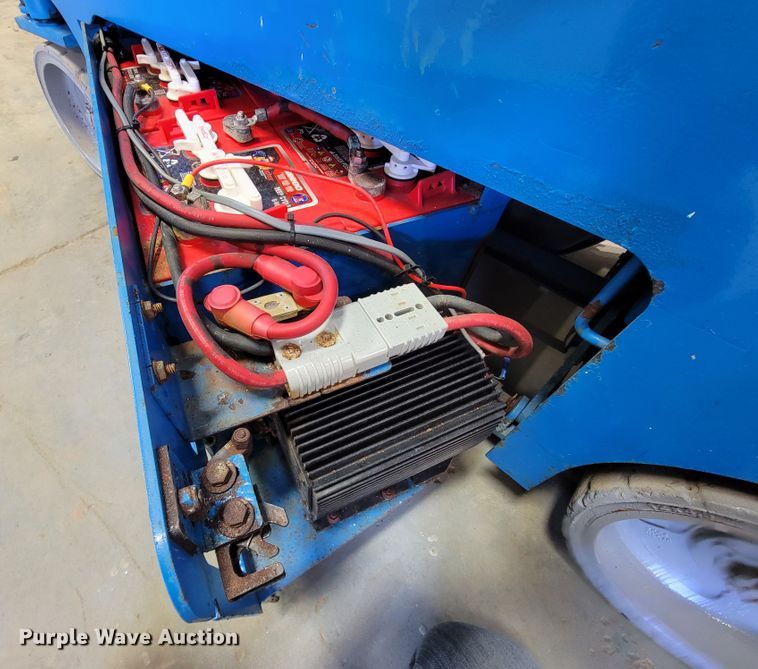 image for item KQ9104 Genie GS-1930  scissor lift