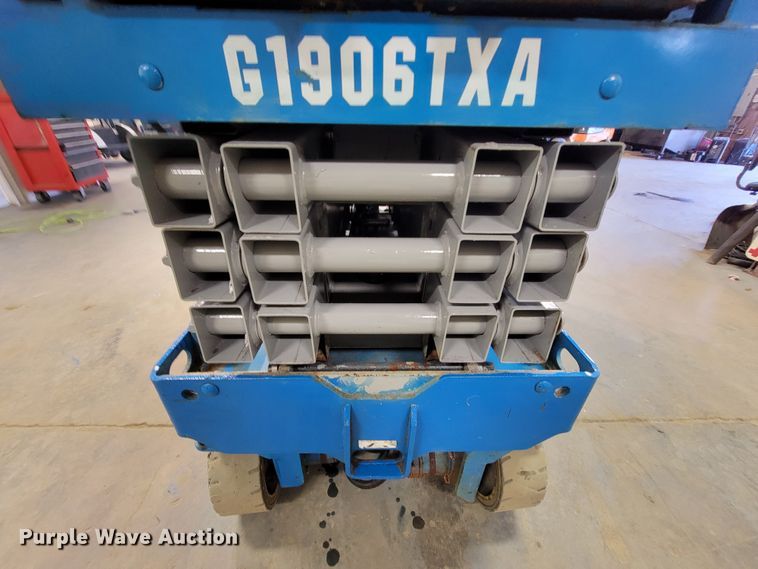 image for item KQ9104 Genie GS-1930  scissor lift