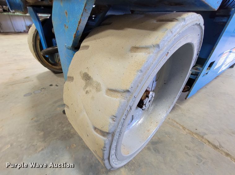 image for item KQ9104 Genie GS-1930  scissor lift