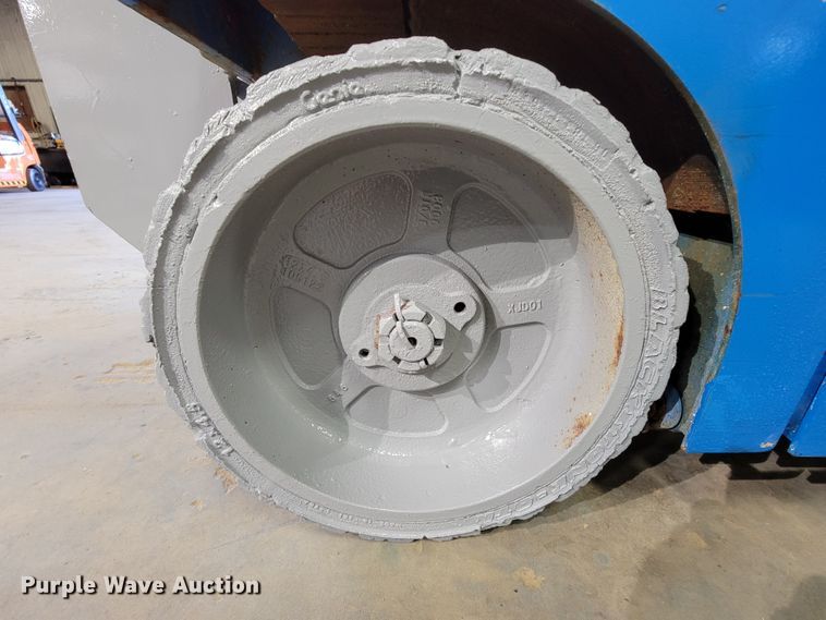 image for item KQ9104 Genie GS-1930  scissor lift