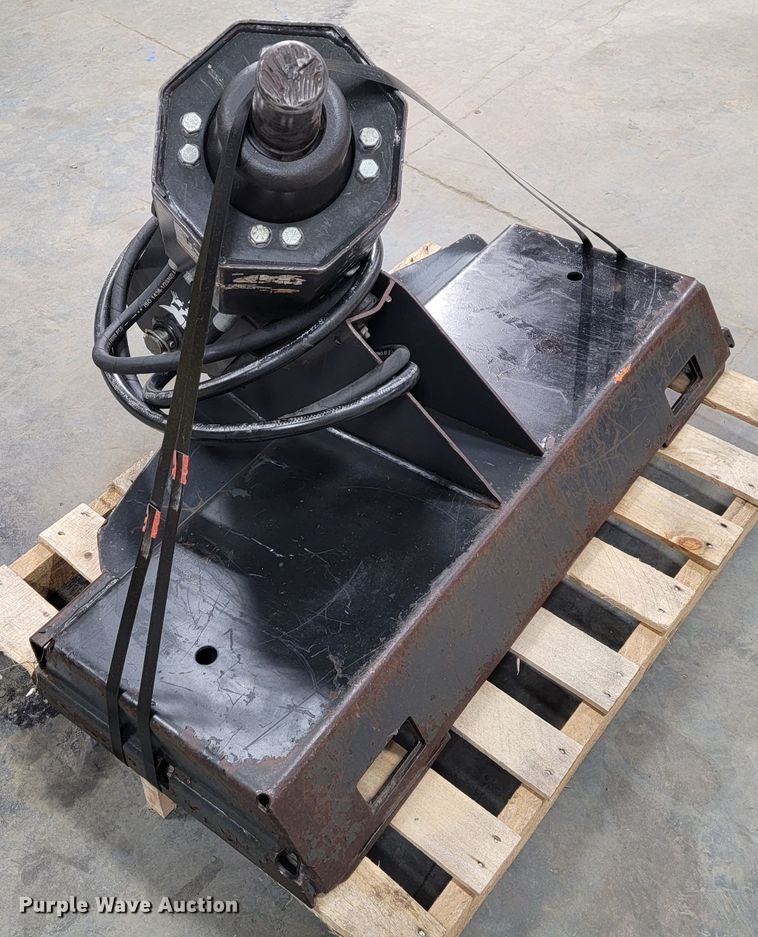 image for item KQ9105 Bobcat 300  skid steer auger