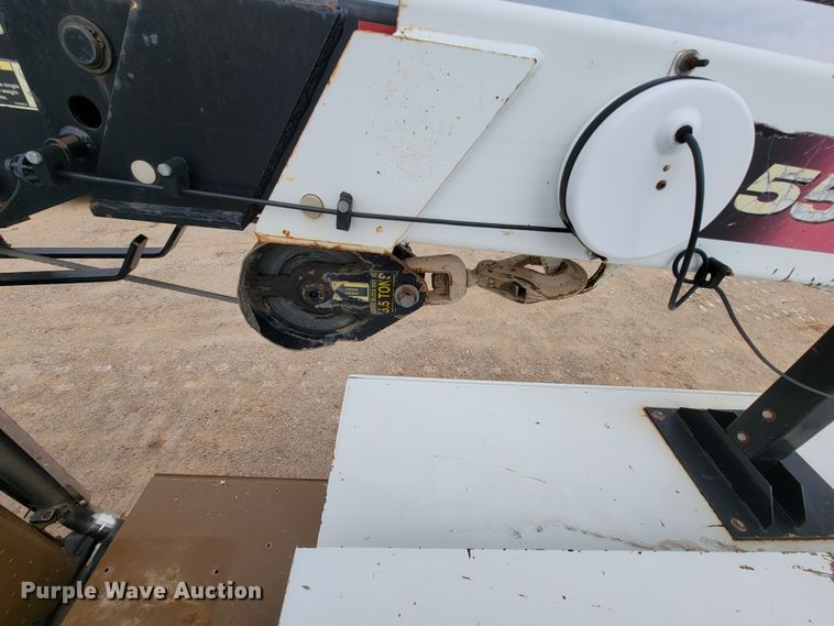 image for item KQ9112 2006 Peterbilt 335  utility / service truck