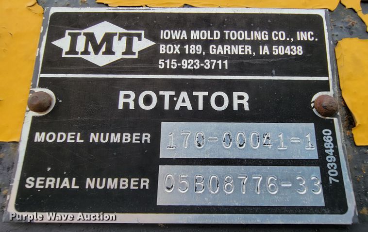 image for item KQ9112 2006 Peterbilt 335  utility / service truck